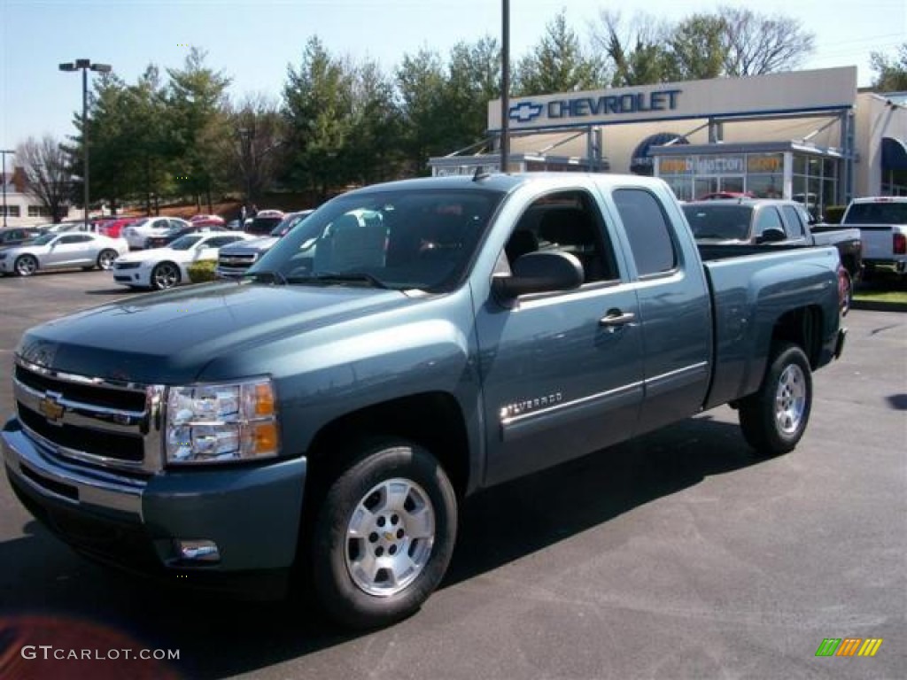 2011 Silverado 1500 LT Extended Cab - Blue Granite Metallic / Ebony photo #2