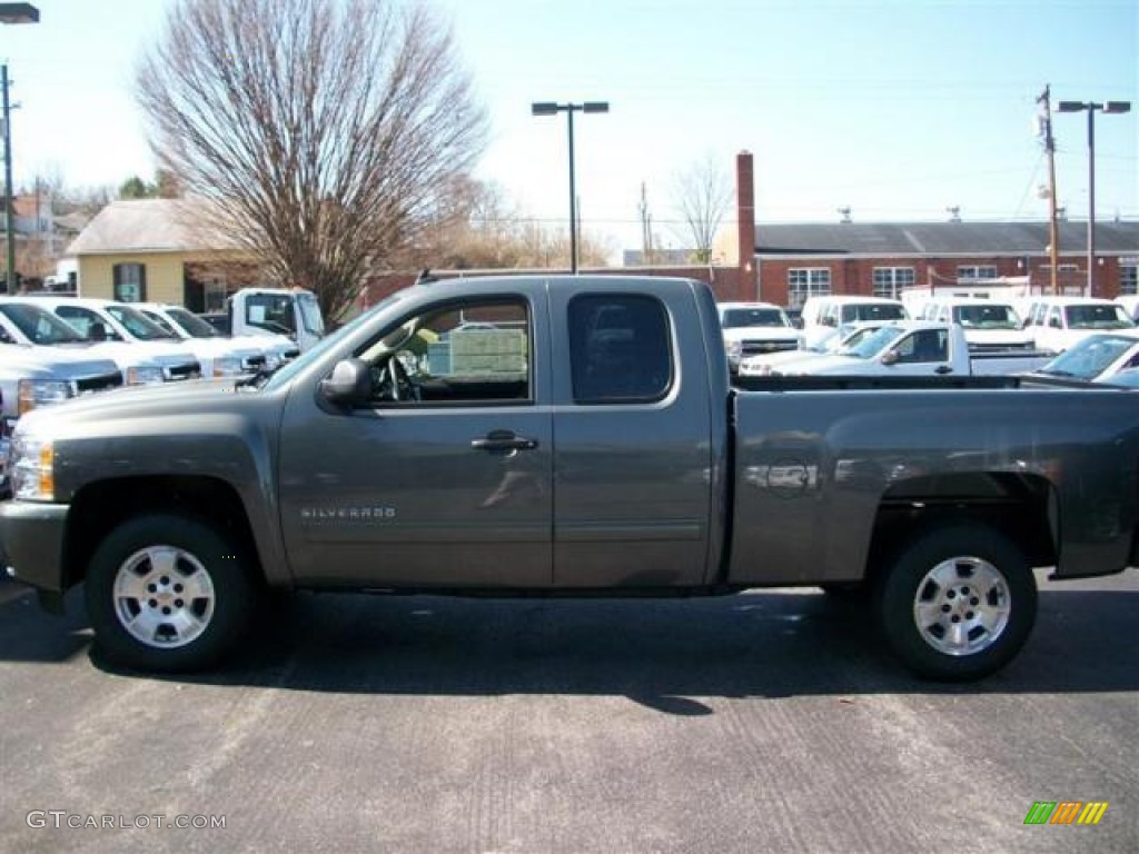 Steel Green Metallic Chevrolet Silverado 1500