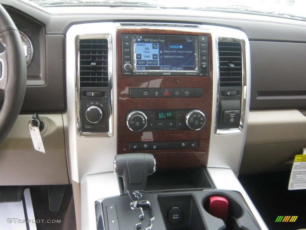 2011 Ram 1500 Laramie Longhorn Crew Cab 4x4 - Brilliant Black Crystal Pearl / Light Pebble Beige/Bark Brown photo #9