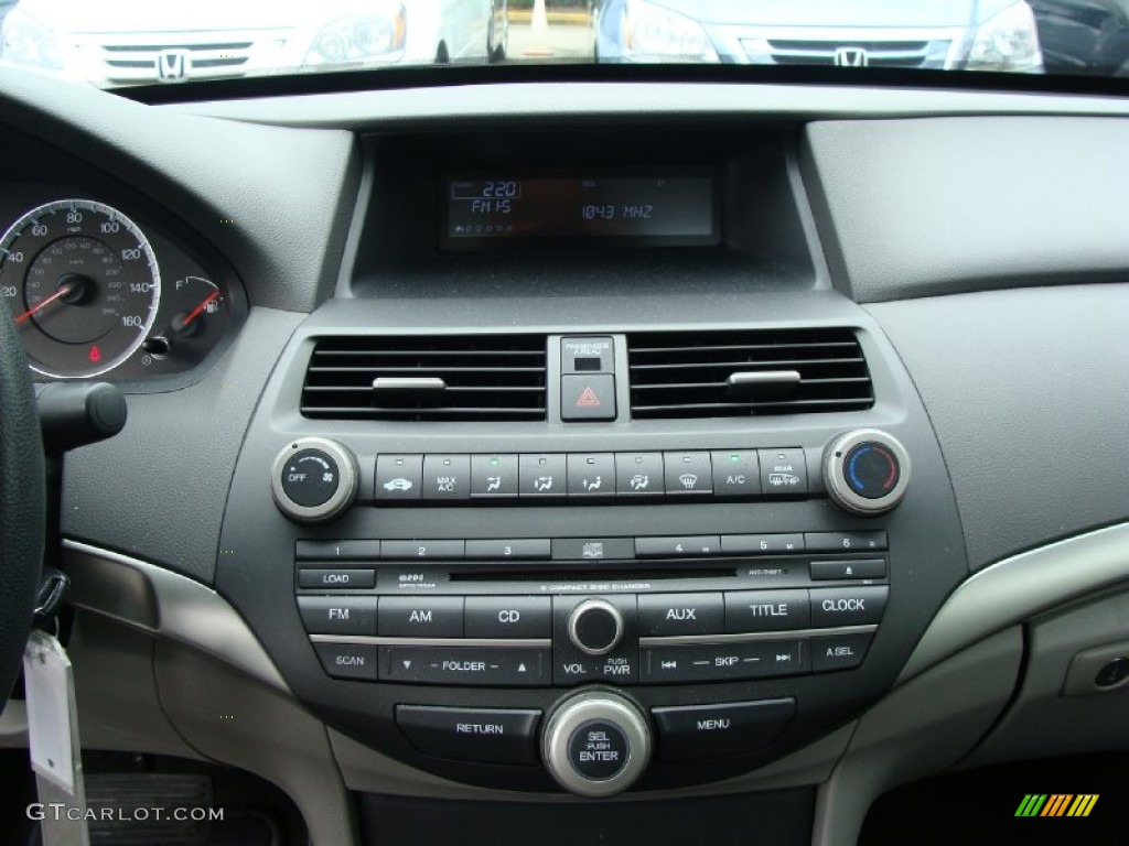 2009 Honda Accord EX V6 Sedan Controls Photo #54312759