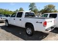 2002 Bright White Dodge Dakota Sport Quad Cab 4x4  photo #2