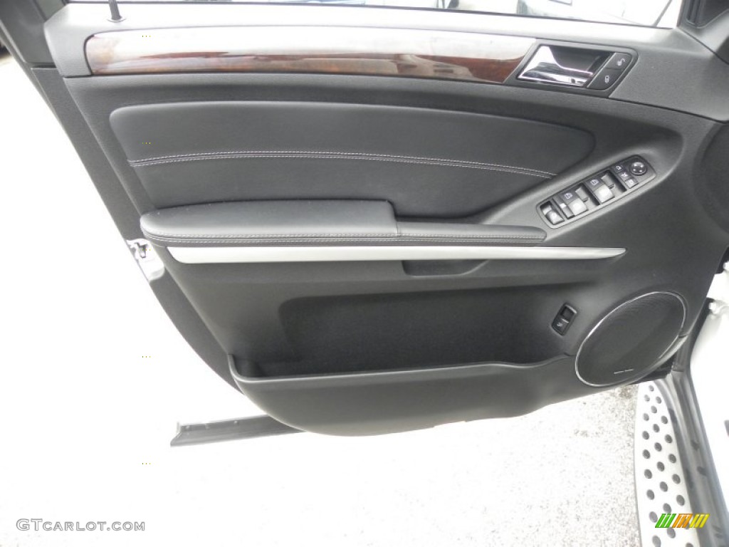 2010 Mercedes-Benz GL 550 4Matic Black Door Panel Photo #54316527