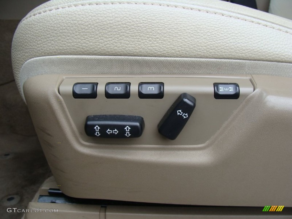 2009 Volvo XC90 3.2 AWD Controls Photo #54316755