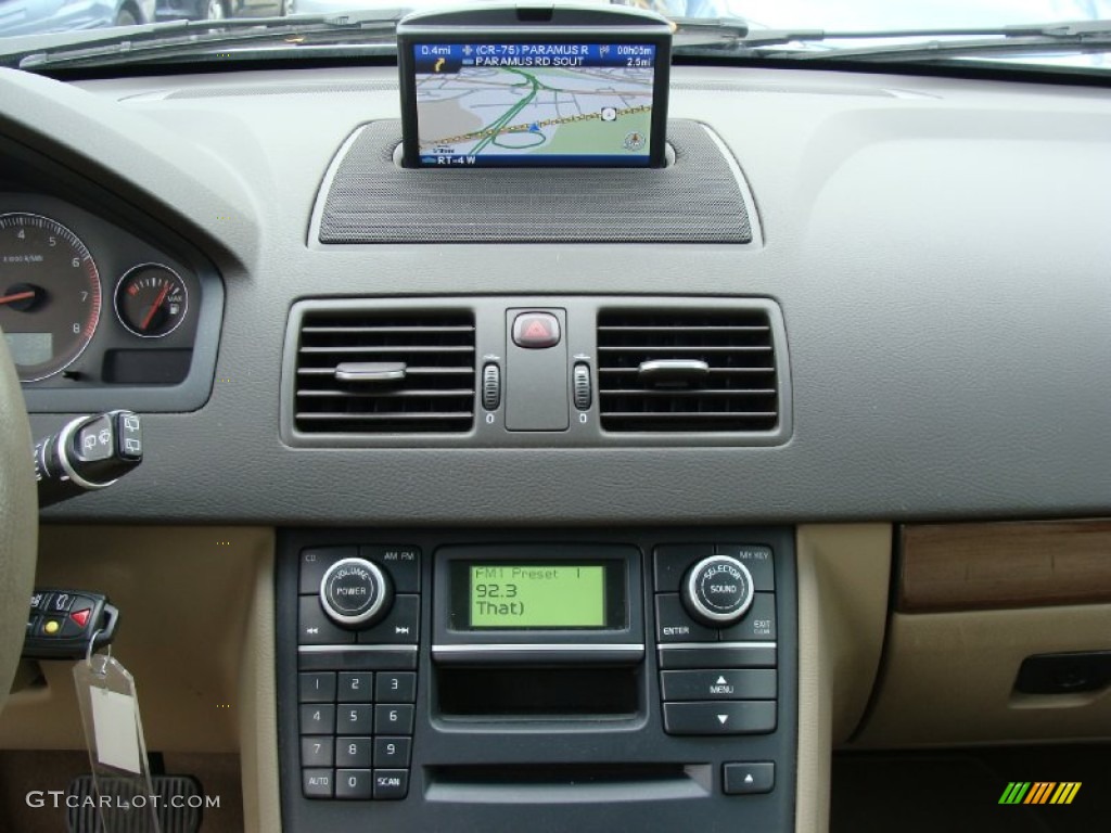 2009 Volvo XC90 3.2 AWD Controls Photo #54316791
