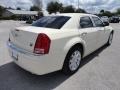 2009 Cool Vanilla White Chrysler 300 C HEMI  photo #9