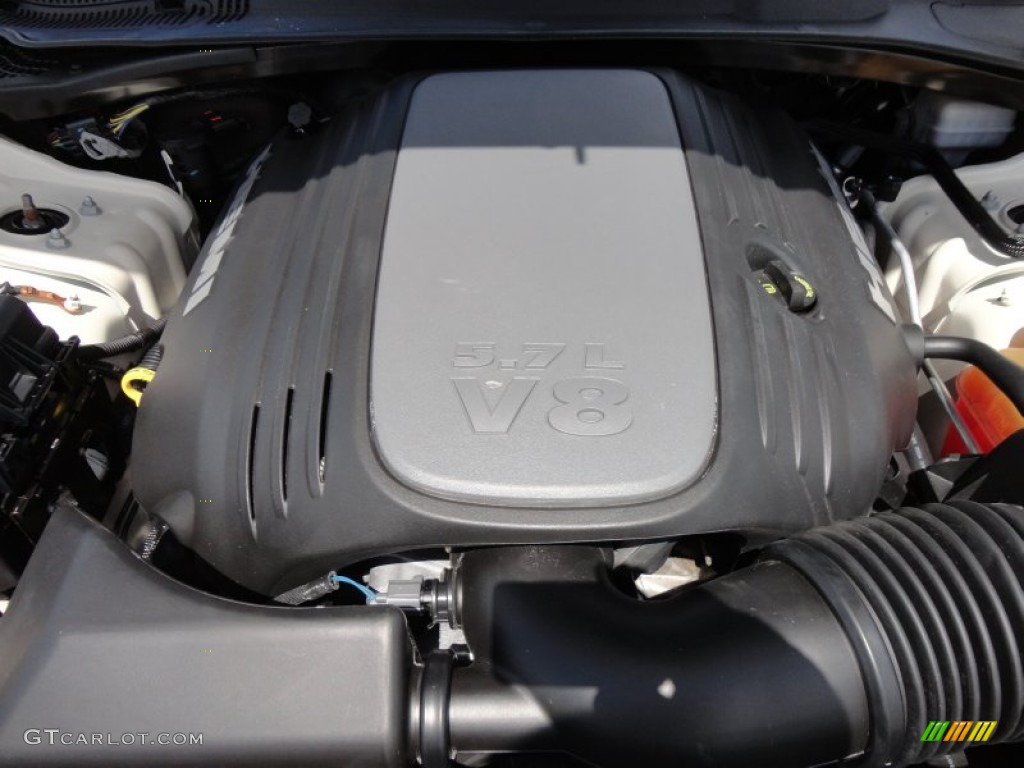2009 Chrysler 300 C HEMI 5.7L HEMI OHV 16V MDS VVT V8 Engine Photo #54318230