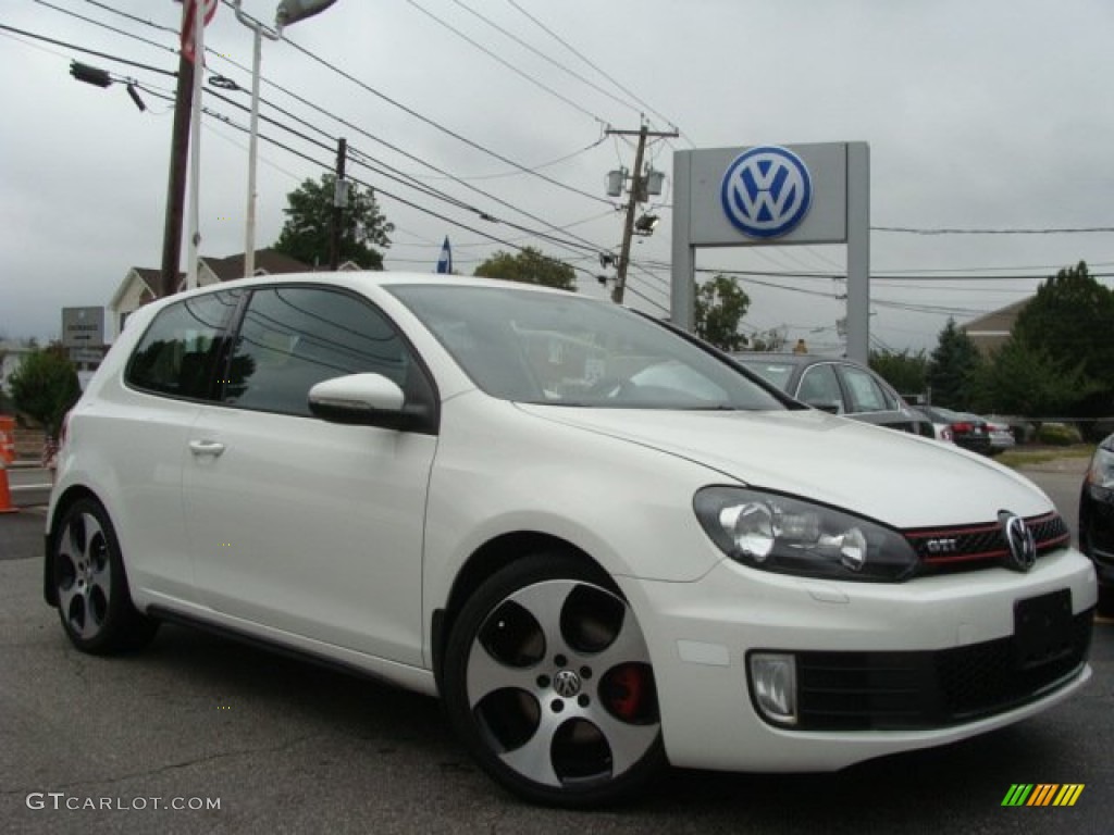 2011 GTI 2 Door - Candy White / Interlagos Plaid Cloth photo #1