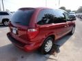 2006 Inferno Red Pearl Chrysler Town & Country   photo #9