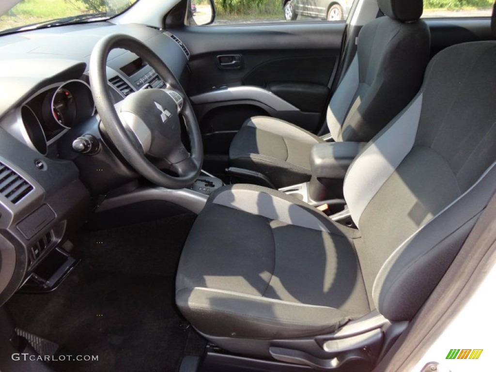 Black Interior 2008 Mitsubishi Outlander ES Photo #54321711