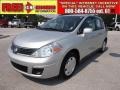 Brillant Silver - Versa 1.8 S Hatchback Photo No. 1
