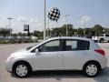 Brillant Silver - Versa 1.8 S Hatchback Photo No. 2