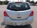 Brillant Silver - Versa 1.8 S Hatchback Photo No. 8