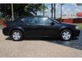 Brilliant Black Crystal Pearl - Avenger SXT Photo No. 4