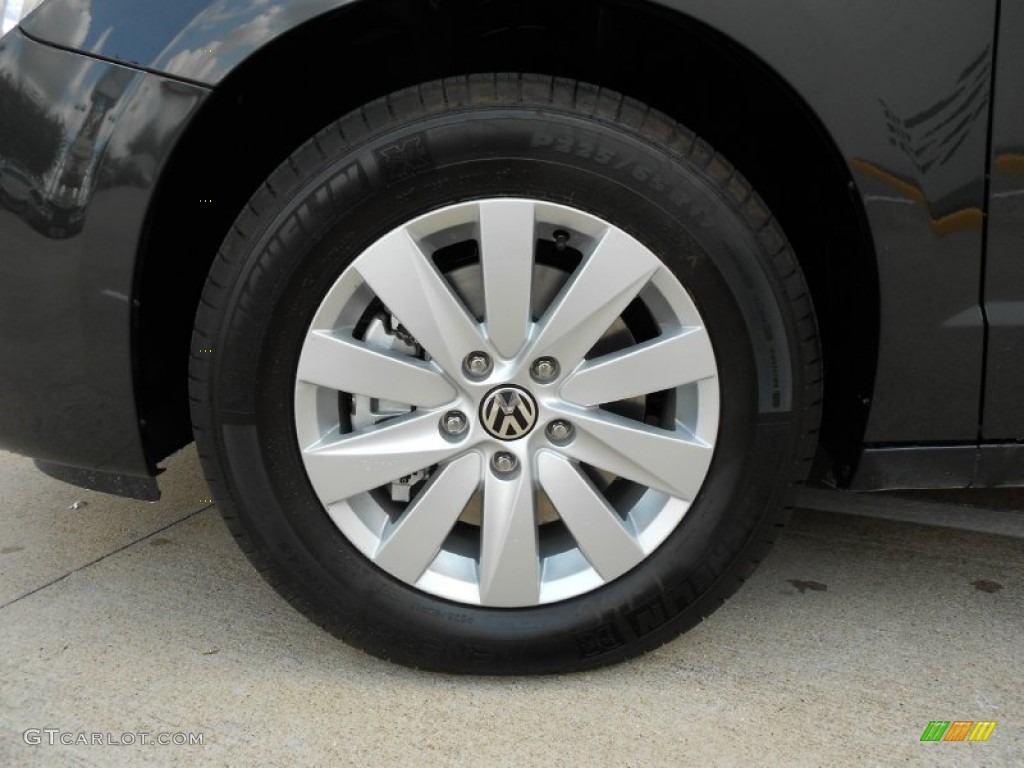 2012 Volkswagen Routan SEL Wheel Photo #54324934