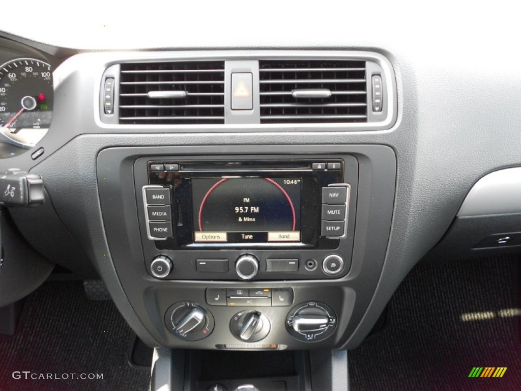 2012 Volkswagen Jetta SEL Sedan Controls Photo #54326743