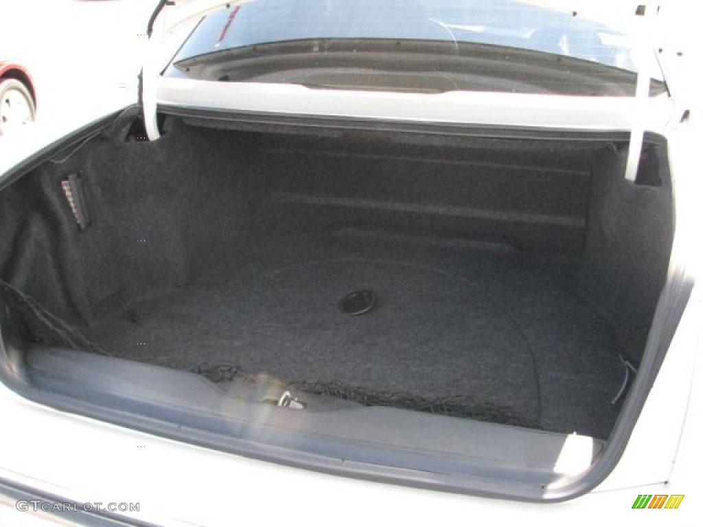 1994 Cadillac DeVille Sedan Trunk Photos