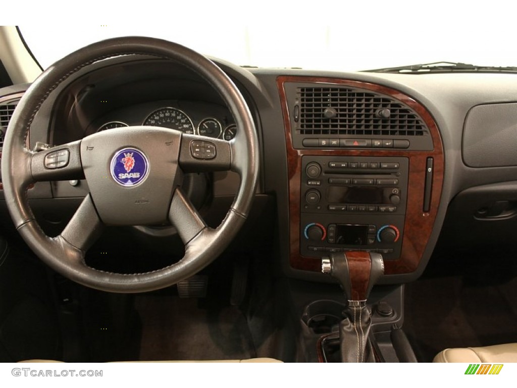 2006 Saab 9-7X 5.3i Desert Sand Leather Dashboard Photo #54331453