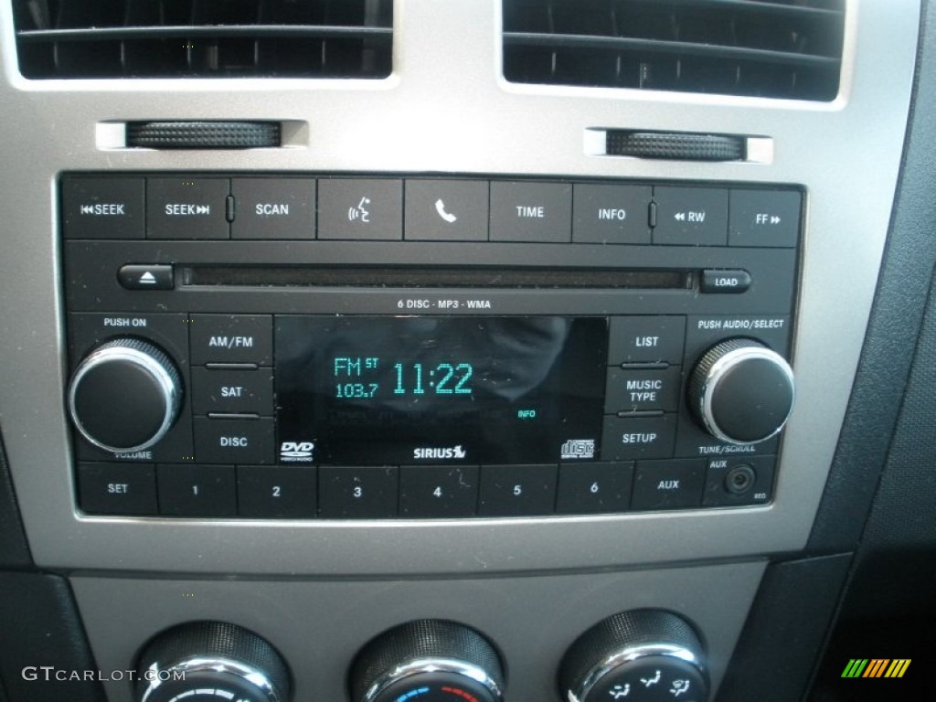 2010 Dodge Avenger R/T Audio System Photo #54334438