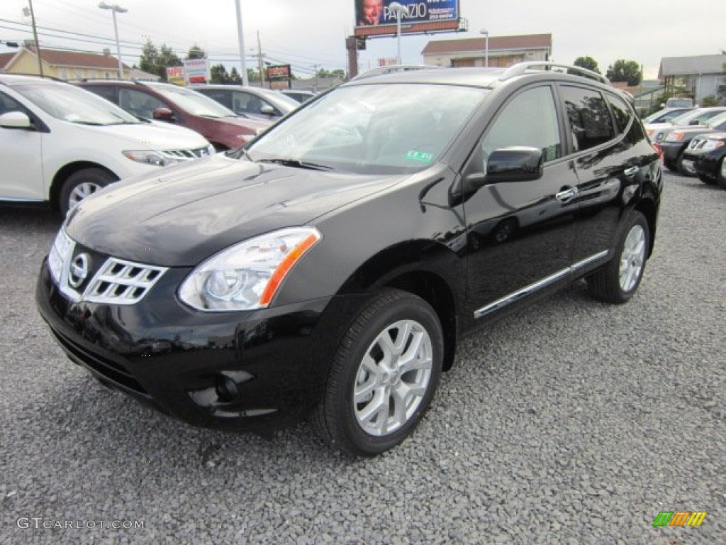 2011 Rogue SL AWD - Wicked Black / Gray photo #3