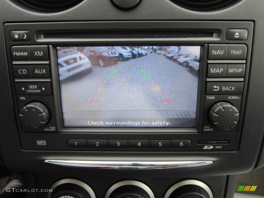 2011 Rogue SL AWD - Wicked Black / Gray photo #19