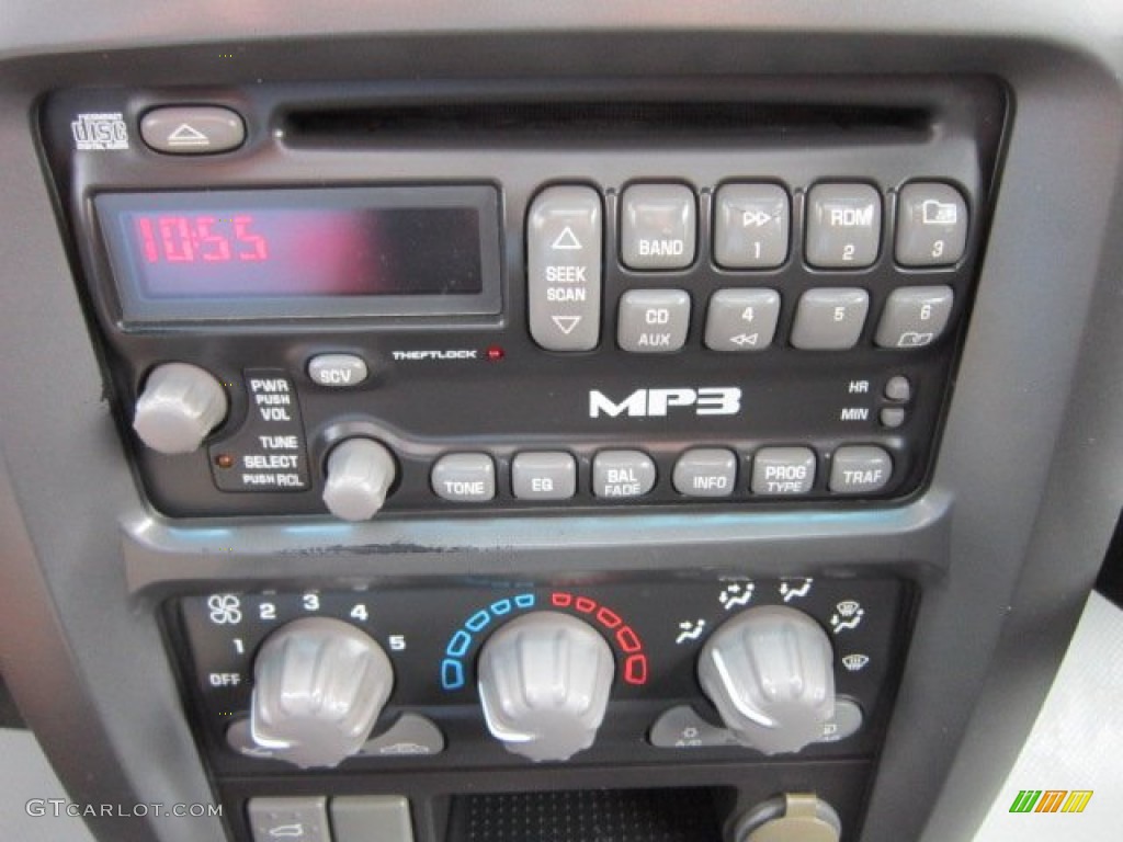 2004 Pontiac Aztek Standard Aztek Model Audio System Photos