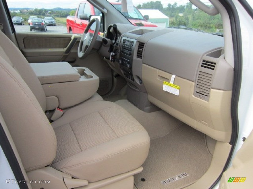 Almond Interior 2011 Nissan Titan SV Crew Cab 4x4 Photo #54335734