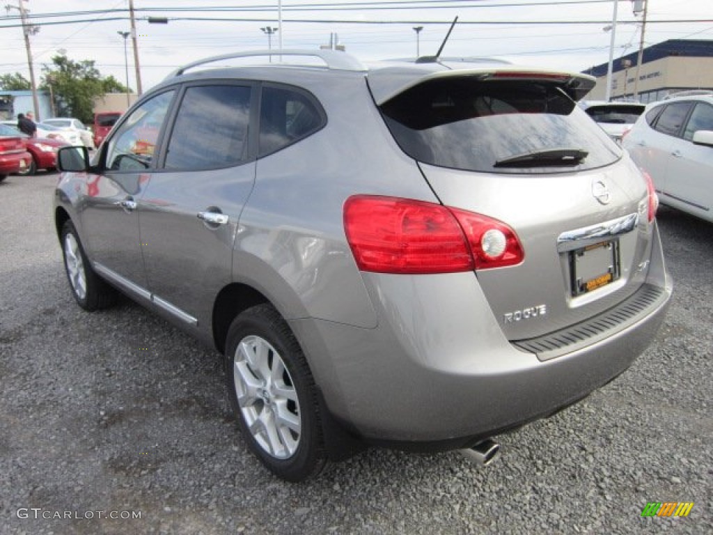 2011 Rogue SL AWD - Platinum Graphite / Gray photo #5