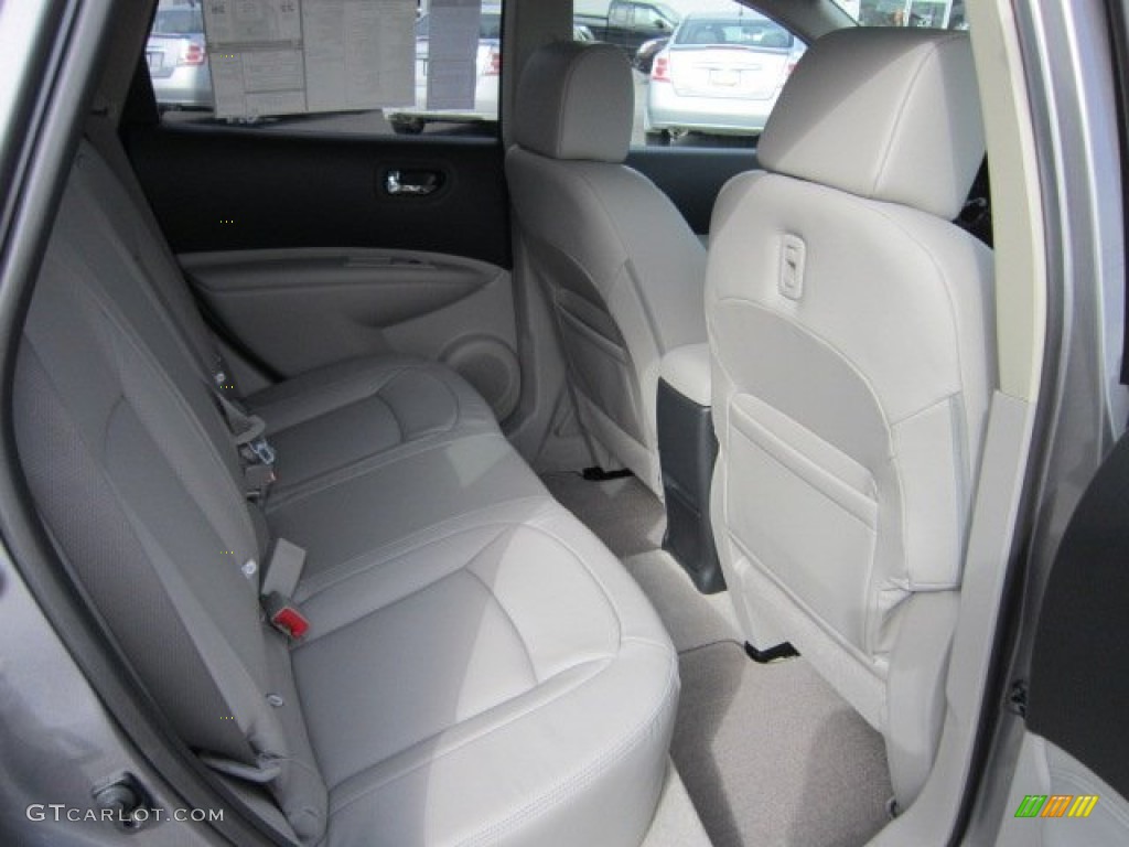 2011 Rogue SL AWD - Platinum Graphite / Gray photo #11