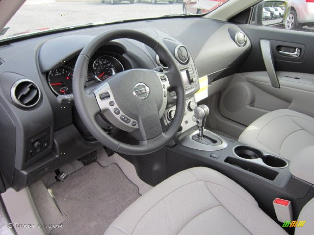 2011 Rogue SL AWD - Platinum Graphite / Gray photo #16