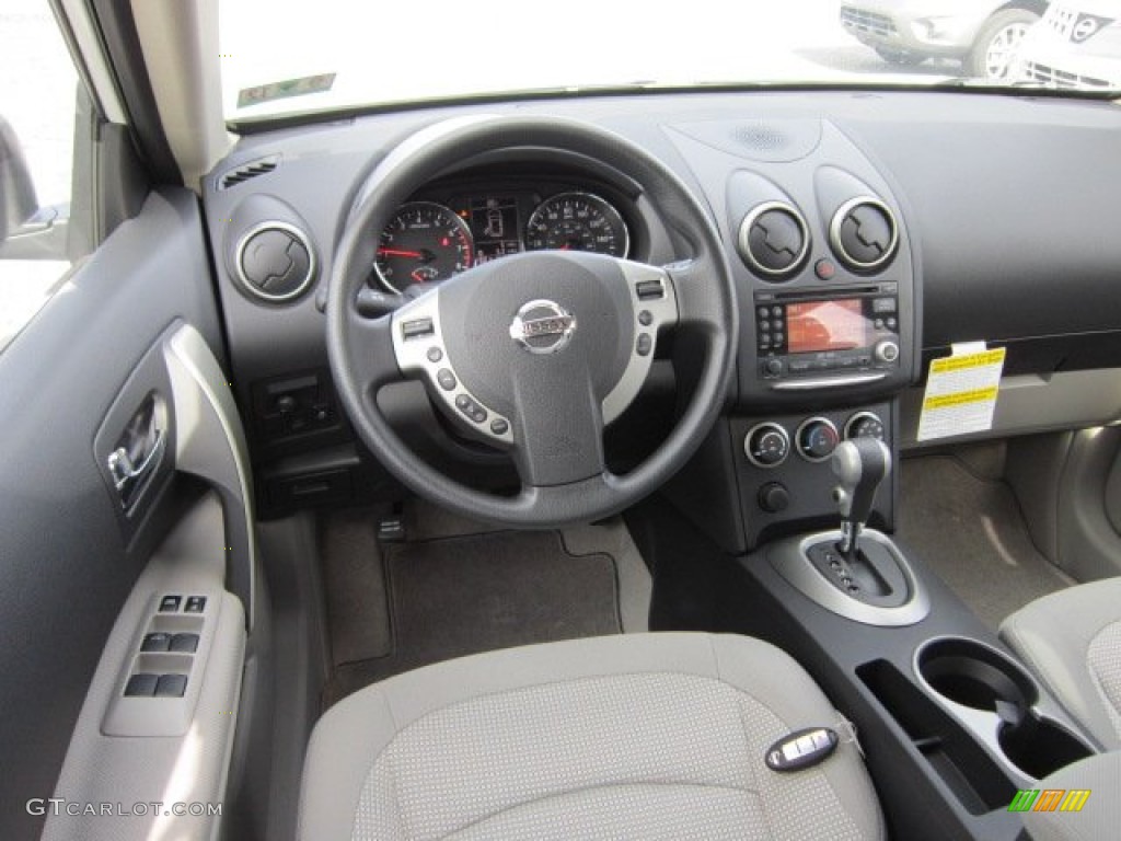 2011 Rogue SV AWD - Pearl White / Gray photo #14