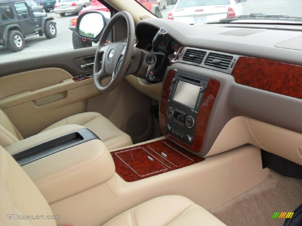 2012 Chevrolet Tahoe LTZ 4x4 Light Cashmere/Dark Cashmere Dashboard Photo #54338941