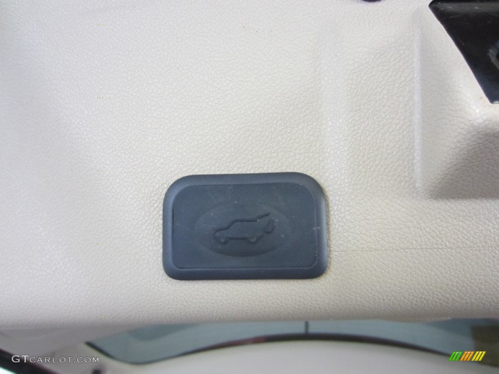 2007 Outlook XR AWD - Red Jewel / Tan photo #20