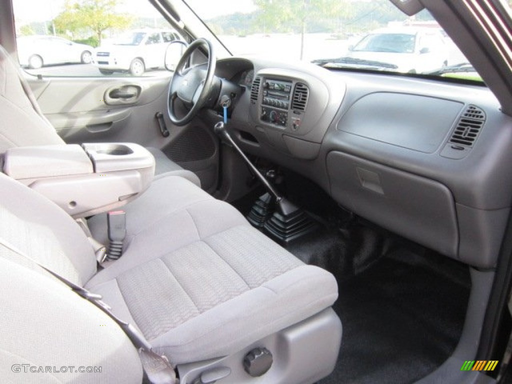 2003 F150 XL Sport SuperCab 4x4 - Black / Medium Graphite Grey photo #10