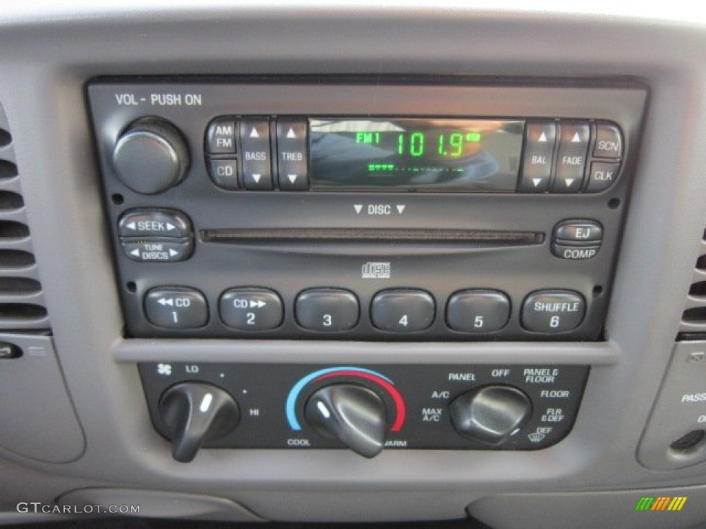 2003 Ford F150 XL Sport SuperCab 4x4 Audio System Photos