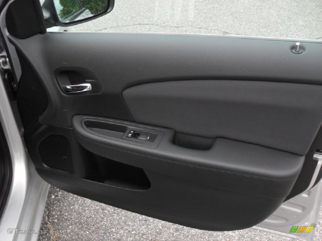 2012 Chrysler 200 Touring Sedan Black Door Panel Photo #54343422