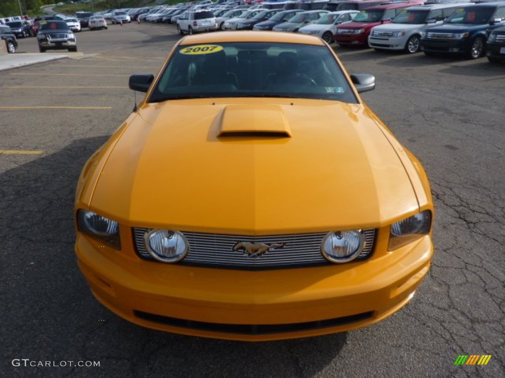 2007 Mustang GT Premium Coupe - Grabber Orange / Dark Charcoal photo #7