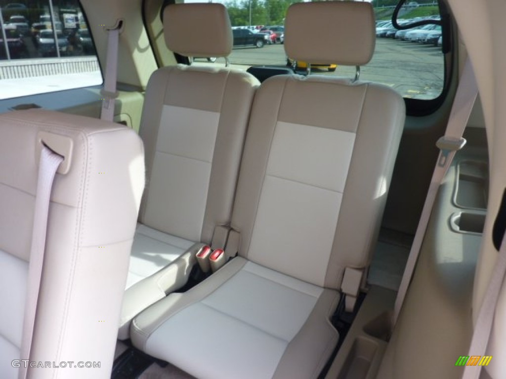 2010 Explorer Eddie Bauer 4x4 - White Platinum Tri-Coat / Camel photo #12