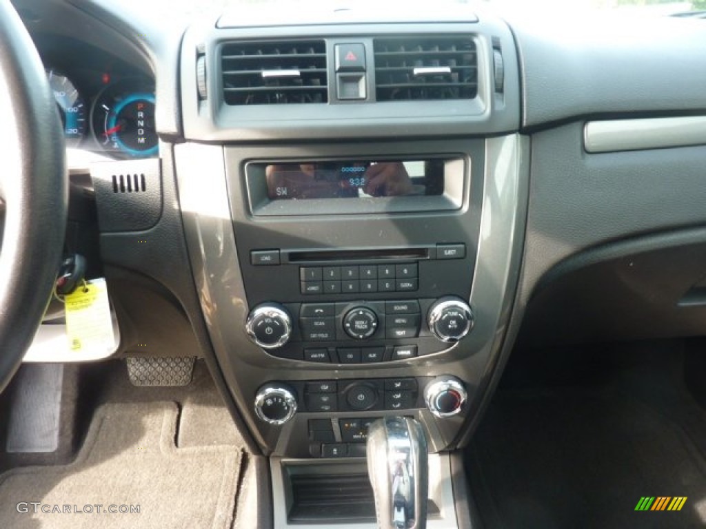 2010 Fusion Sport - Sangria Red Metallic / Charcoal Black/Sport Black photo #18