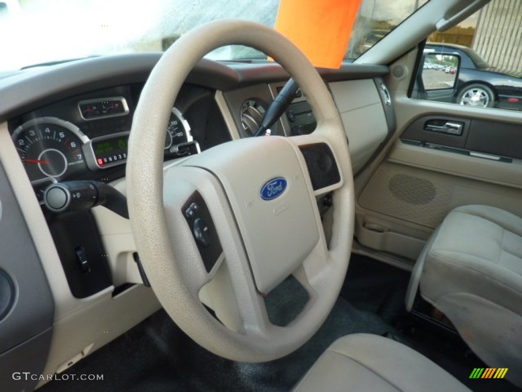 2007 Ford Expedition EL XLT 4x4 Stone Steering Wheel Photo #54344638