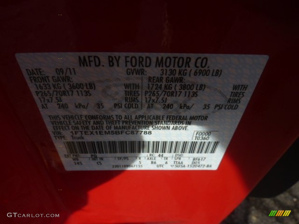 2011 F150 STX SuperCab 4x4 - Race Red / Steel Gray photo #19