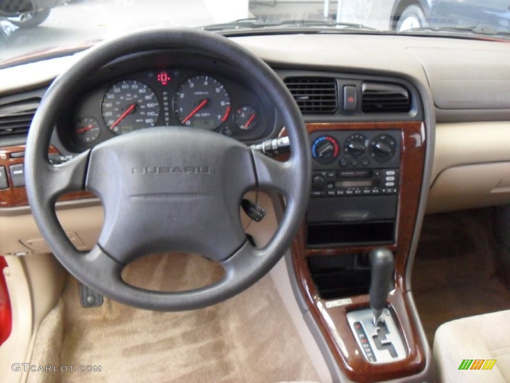 2002 Outback Wagon - Regatta Red Pearl / Beige photo #25