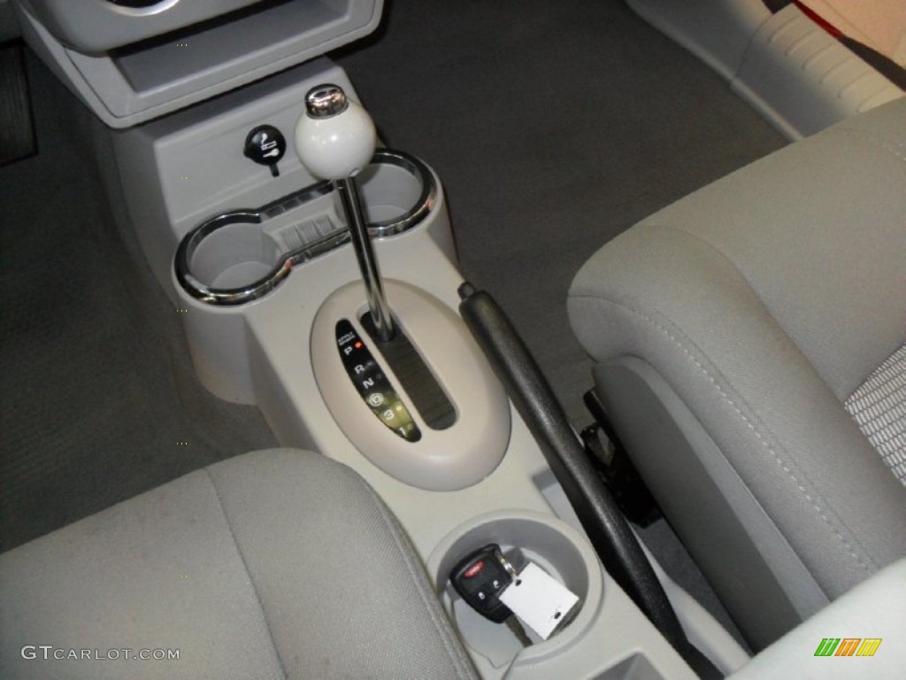2008 Chrysler PT Cruiser Touring Transmission Photos
