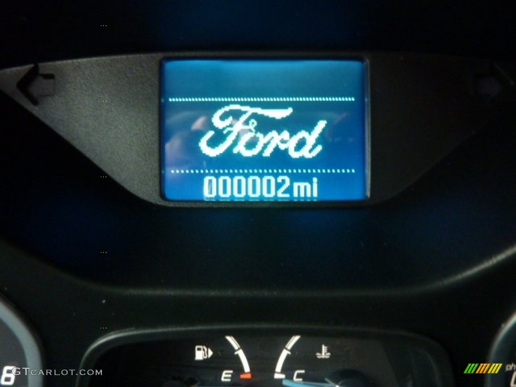 2012 Focus SE Sedan - Sonic Blue Metallic / Charcoal Black photo #19