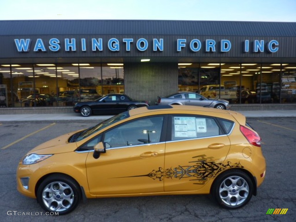 2012 Fiesta SES Hatchback - Yellow Blaze Metallic Tri-coat / Charcoal Black photo #1