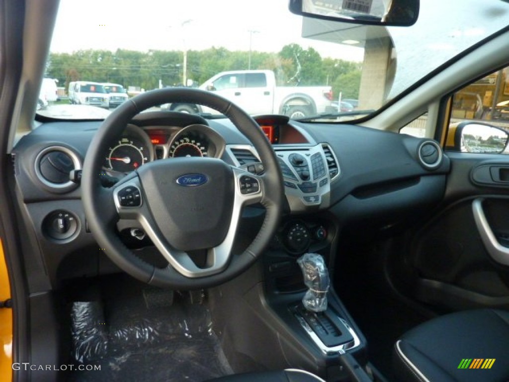 2012 Ford Fiesta SES Hatchback Charcoal Black Dashboard Photo #54346714