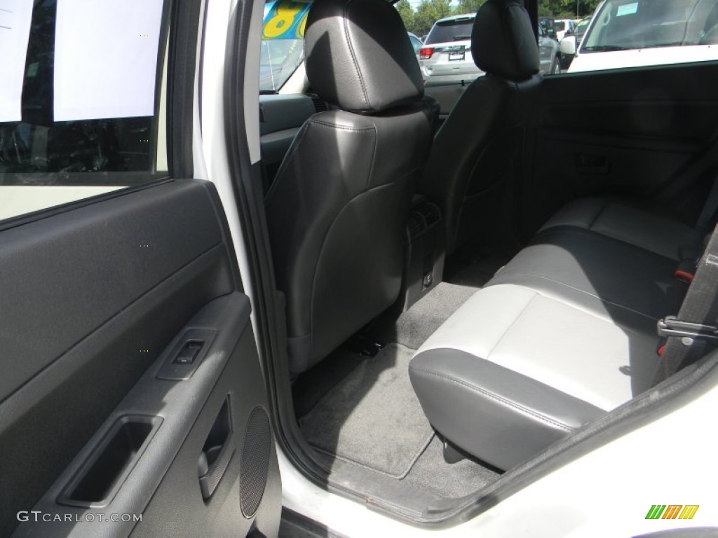 2008 Grand Cherokee Laredo 4x4 - Stone White / Dark Slate Gray/Light Graystone photo #16