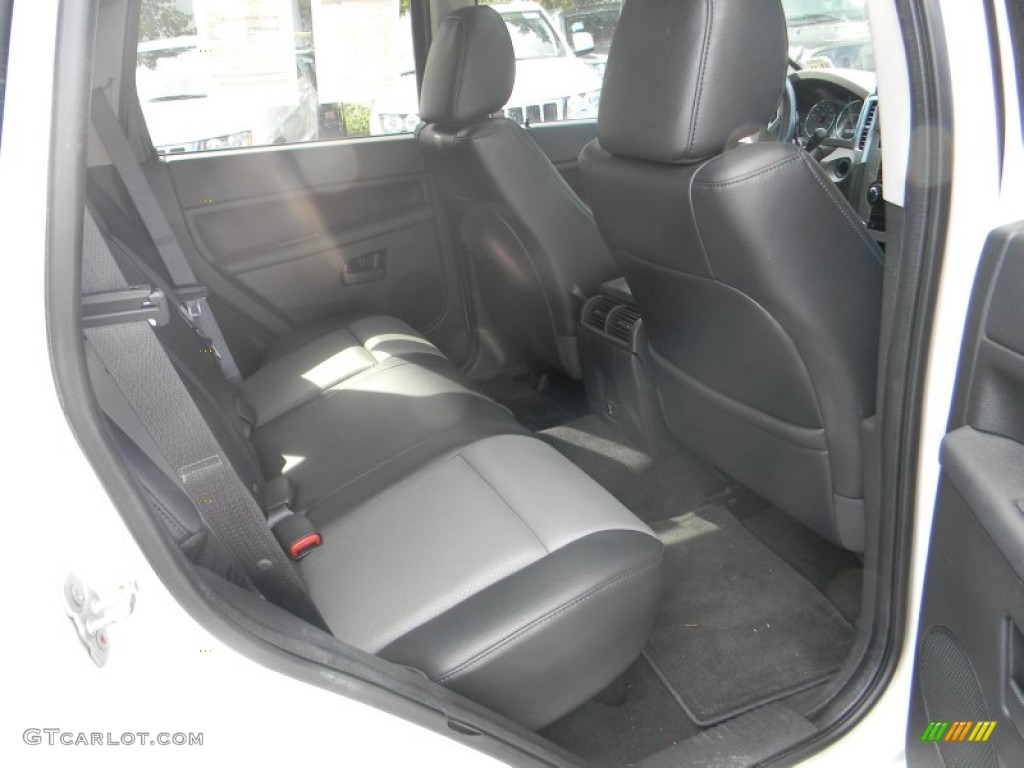 2008 Grand Cherokee Laredo 4x4 - Stone White / Dark Slate Gray/Light Graystone photo #18