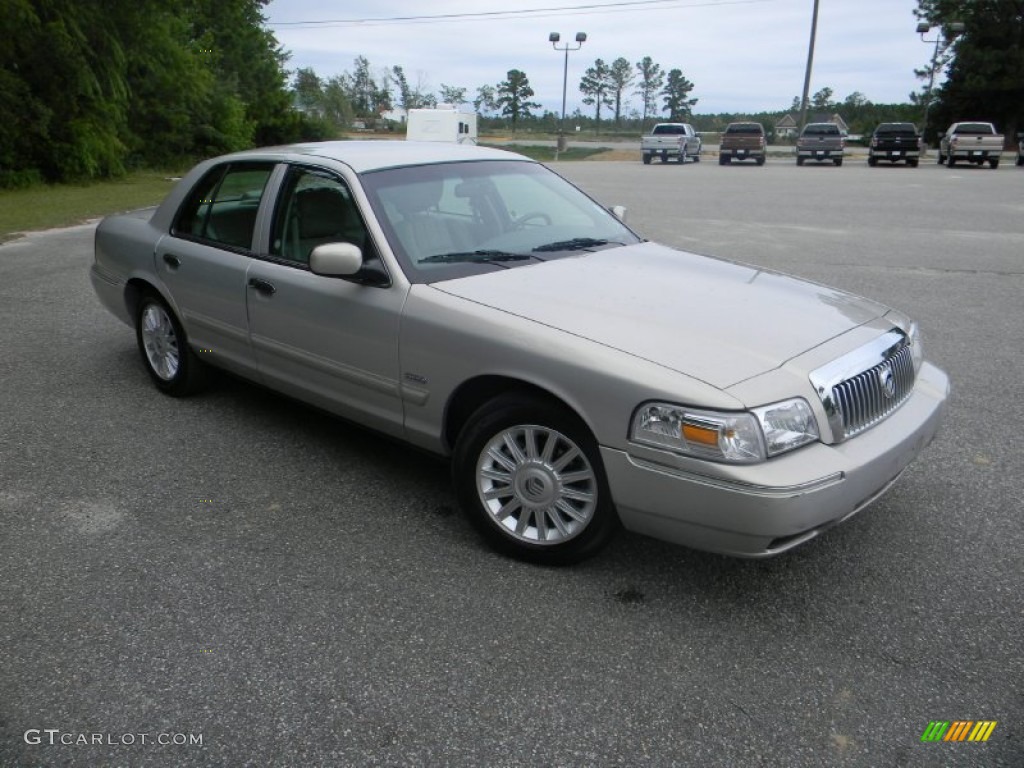 2011 Grand Marquis LS Ultimate Edition - Smokestone Metallic / Medium Light Stone photo #3