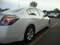 Winter Frost Pearl - Altima 3.5 SL Photo No. 8