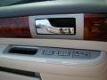 2004 Light French Silk Metallic Lincoln Navigator Luxury 4x4  photo #26